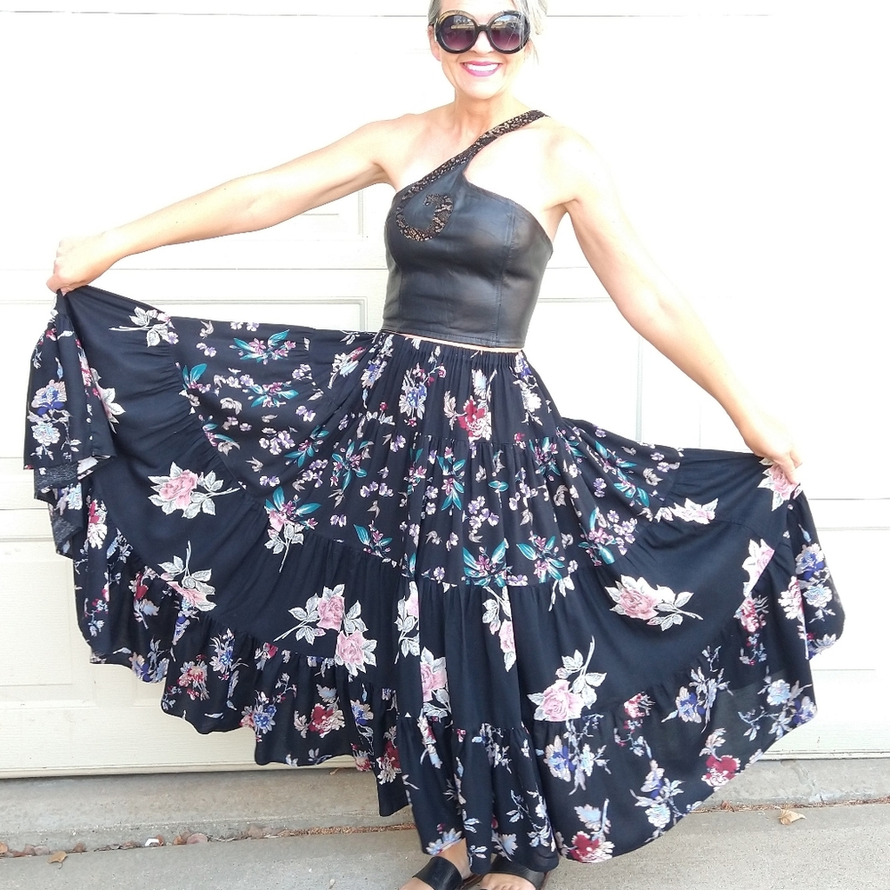 Vintage Black Floral Maxi Skirt